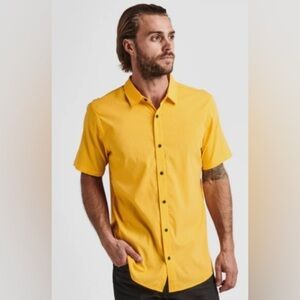 Tri- Mountain Oxford Gold Button down short sleeve shirt Men’s Large new